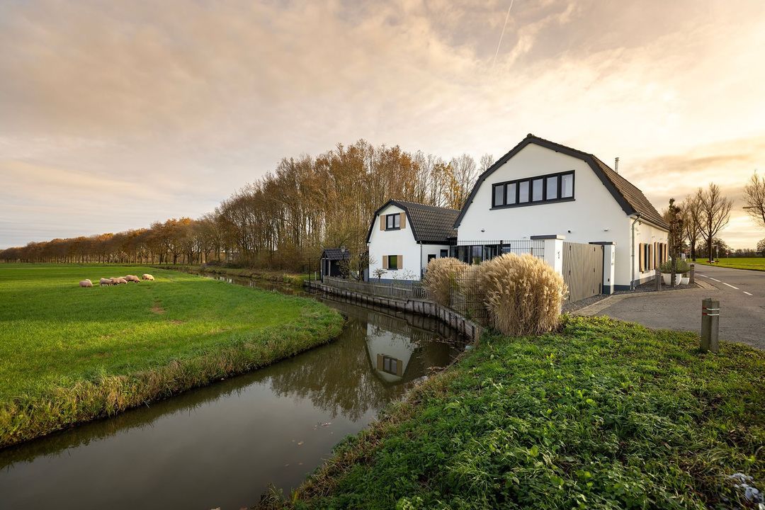 Koenderseweg 1, Leerbroek