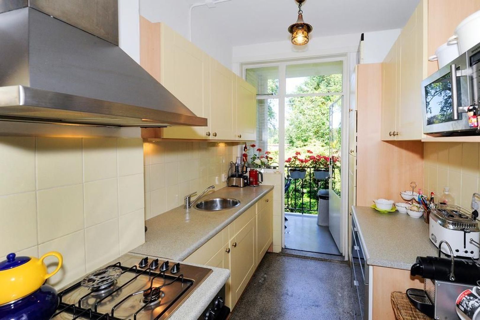 Riouwstraat 130, Den Haag foto-5 blur