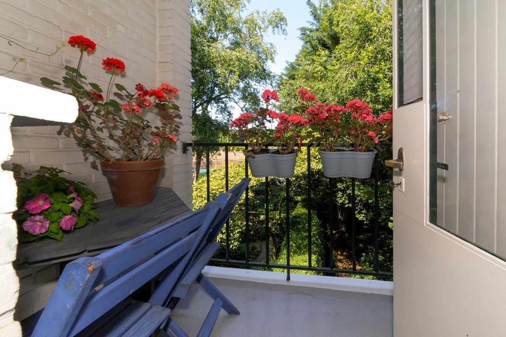 Riouwstraat 130, Den Haag foto-6 blur