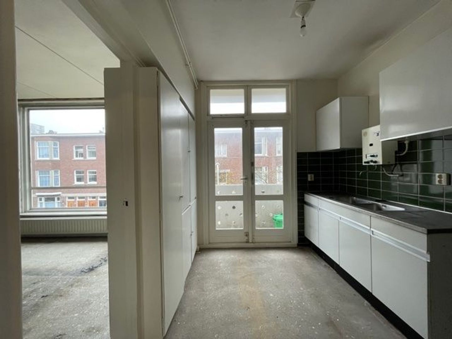 Cornelis Houtmanstraat 100, Den Haag foto-2 blur