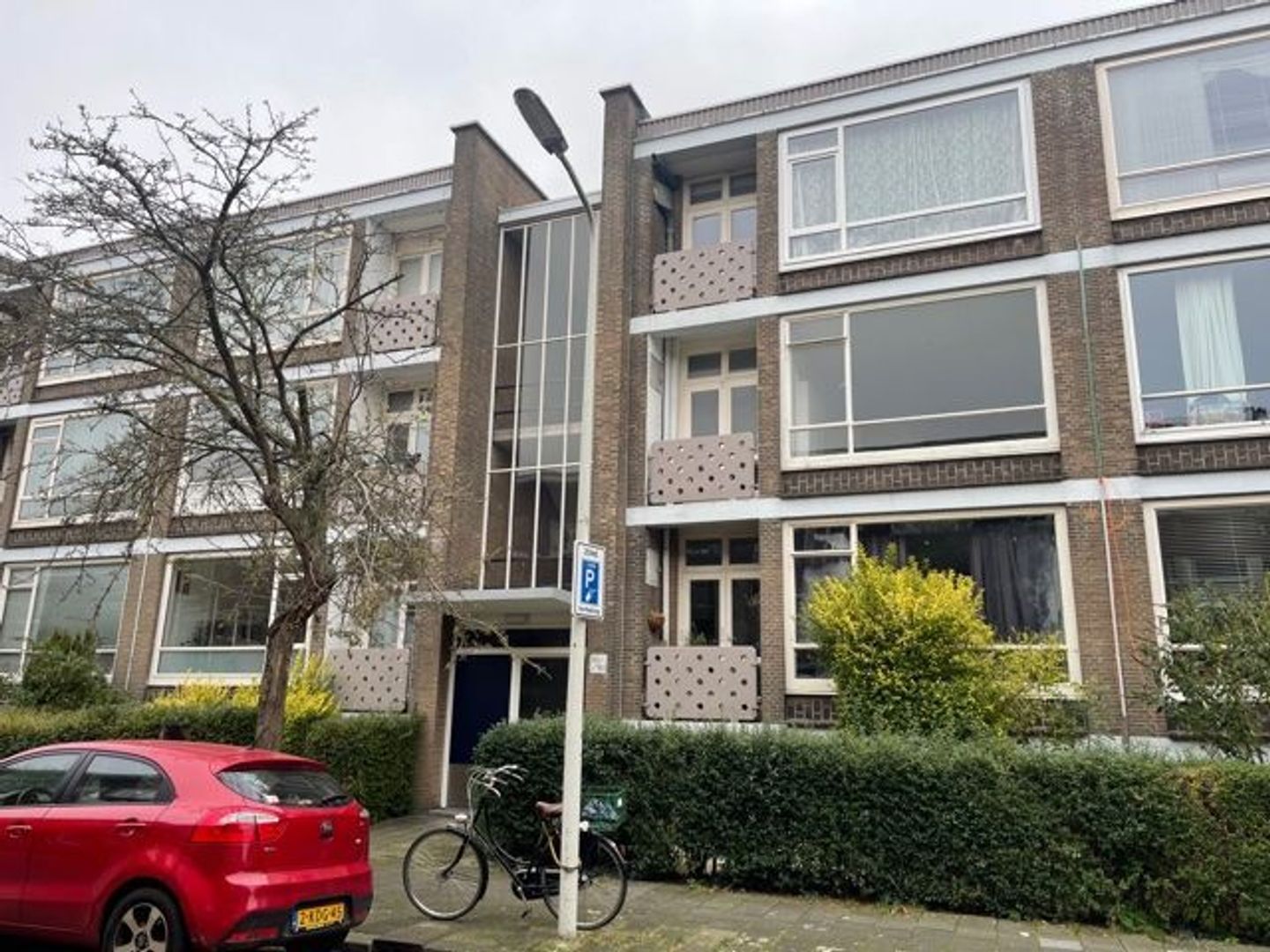 Cornelis Houtmanstraat 100, Den Haag foto-0 blur