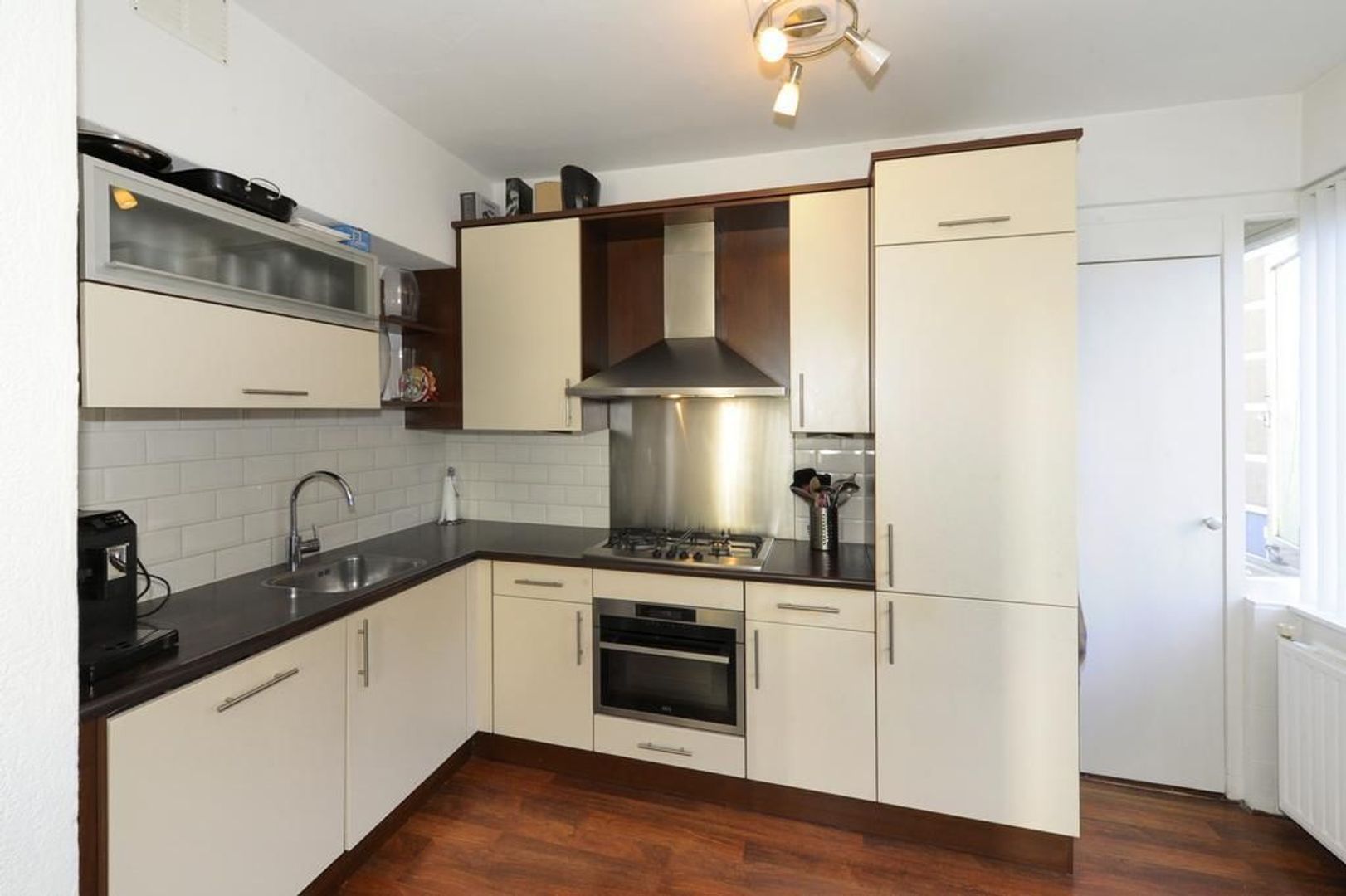 Kijkduinsestraat 854, Den Haag foto-9 blur