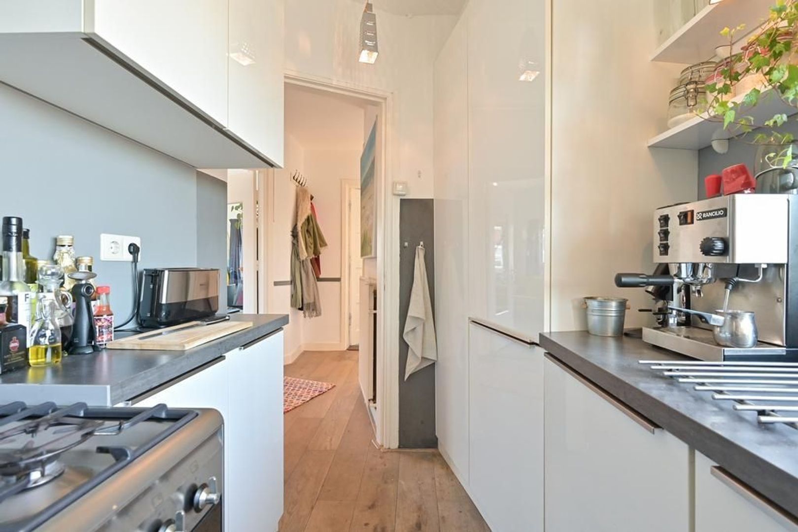 Westduinweg 73 D, Den Haag foto-8 blur