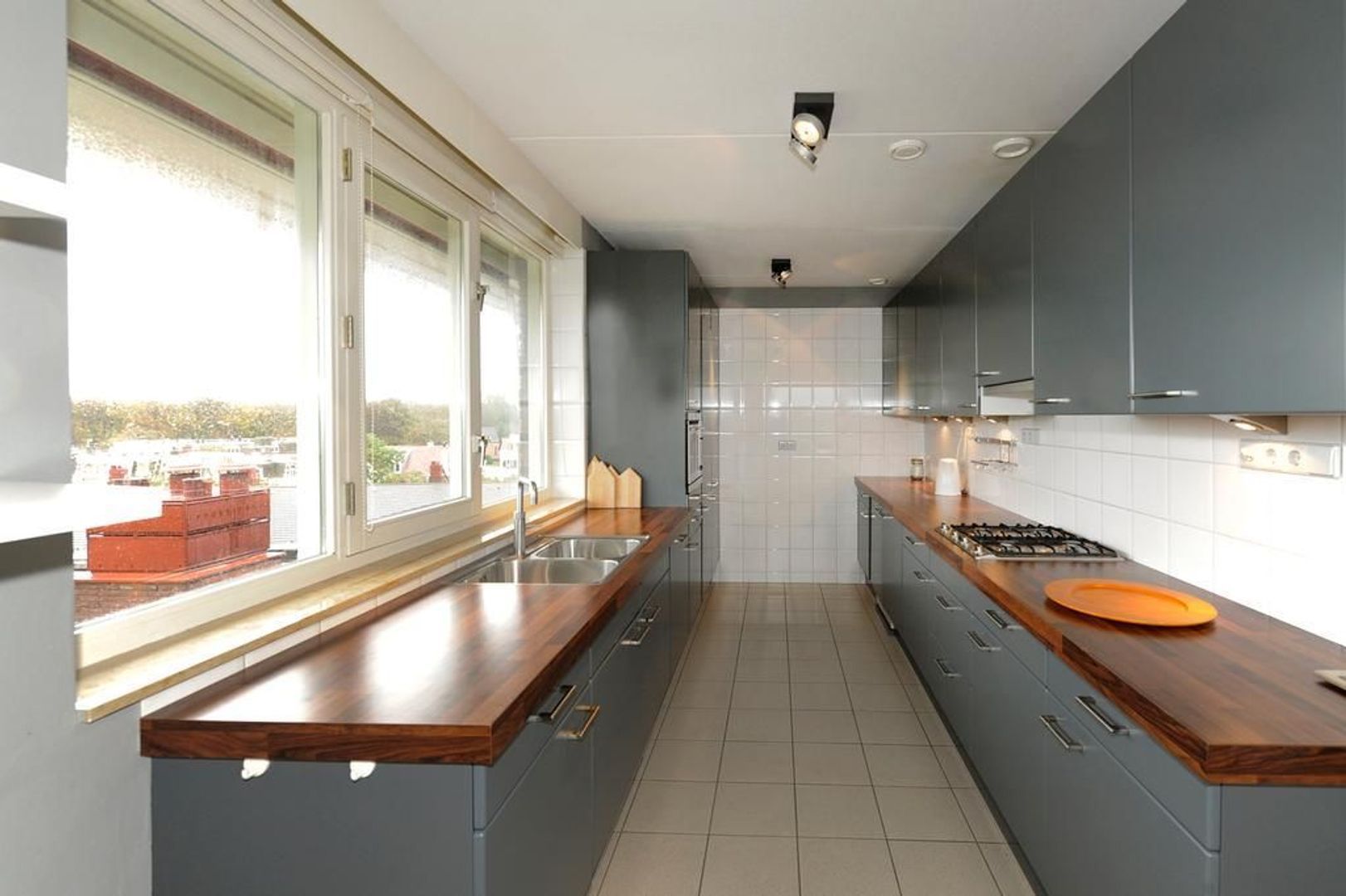 Plesmanweg 136, Den Haag foto-8 blur