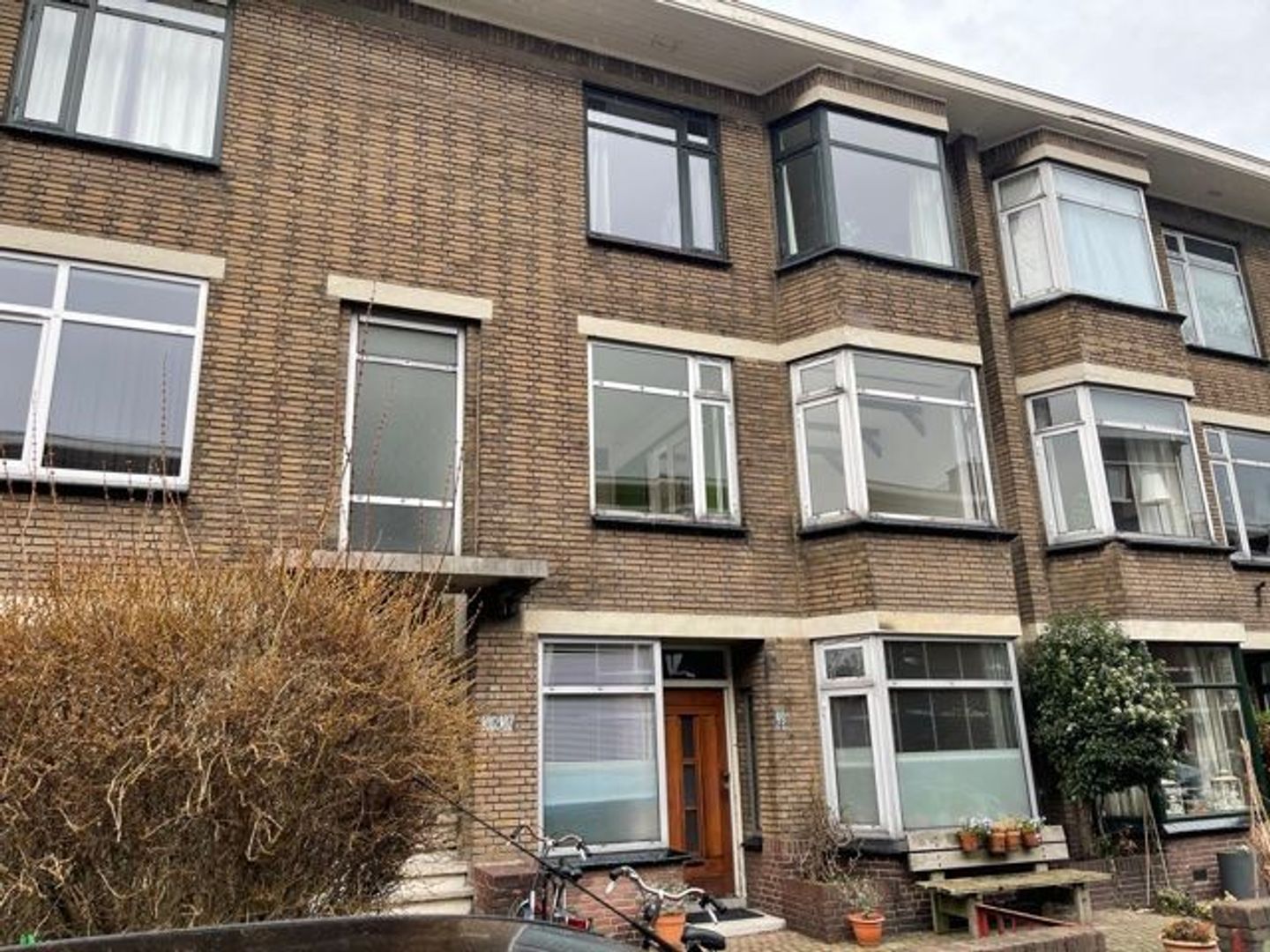 Okkernootstraat 101, Den Haag foto-0 blur