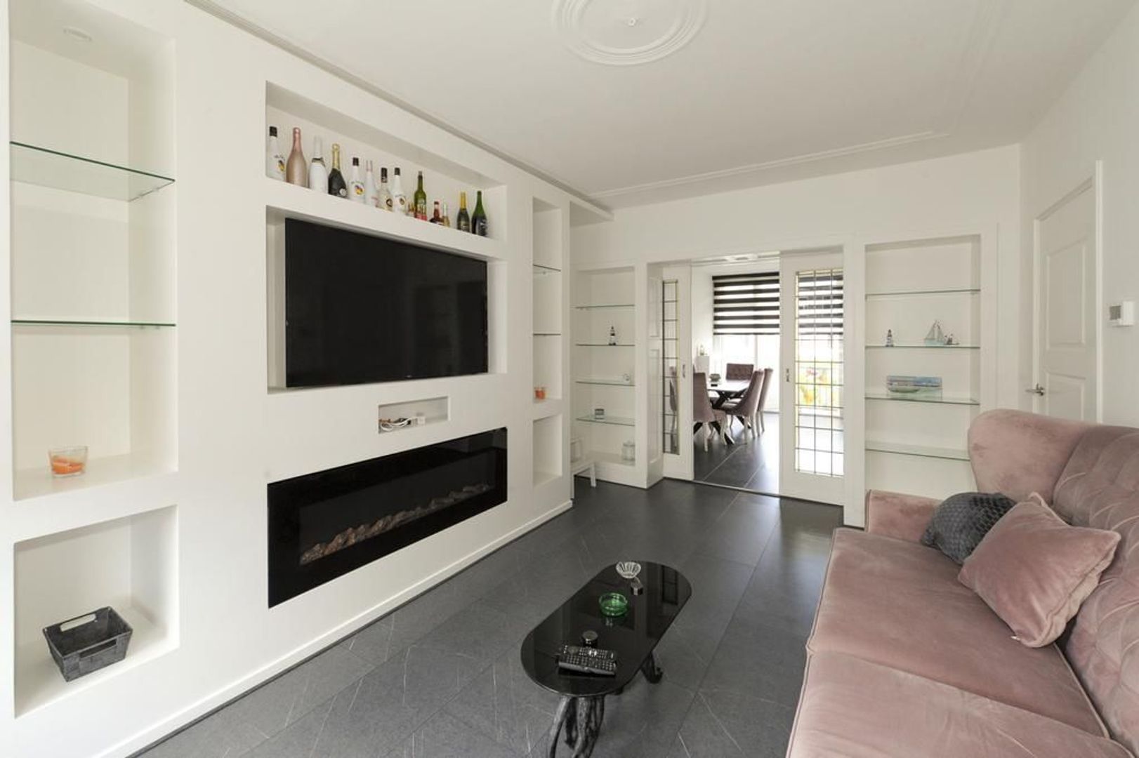 Tesselsestraat 111, Den Haag foto-1 blur