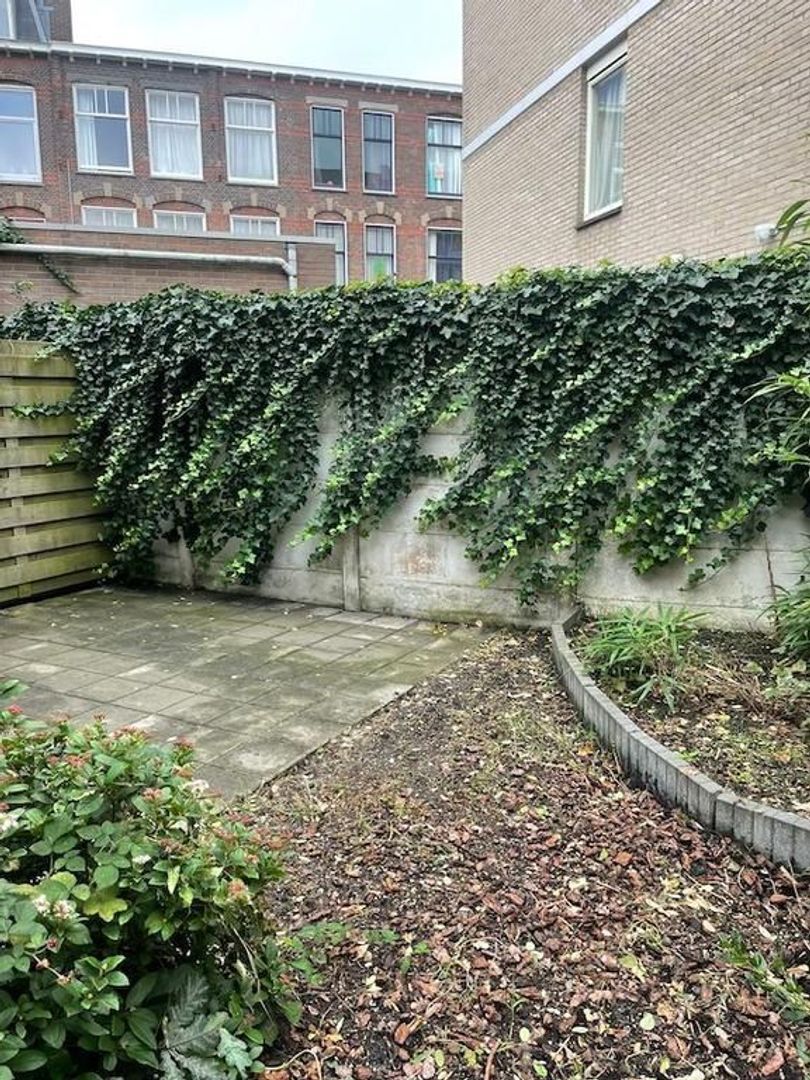 Archimedesstraat 72, Den Haag foto-25 blur