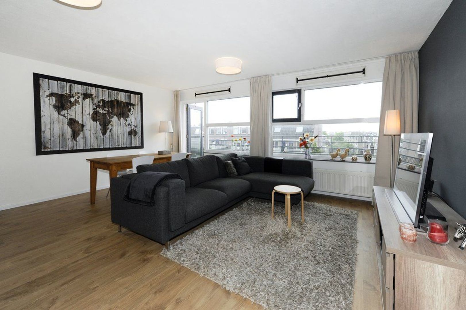 Rijswijkseweg 63, Den Haag foto-1 blur