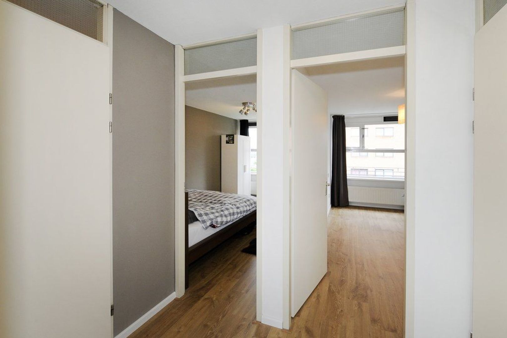 Rijswijkseweg 63, Den Haag foto-17 blur