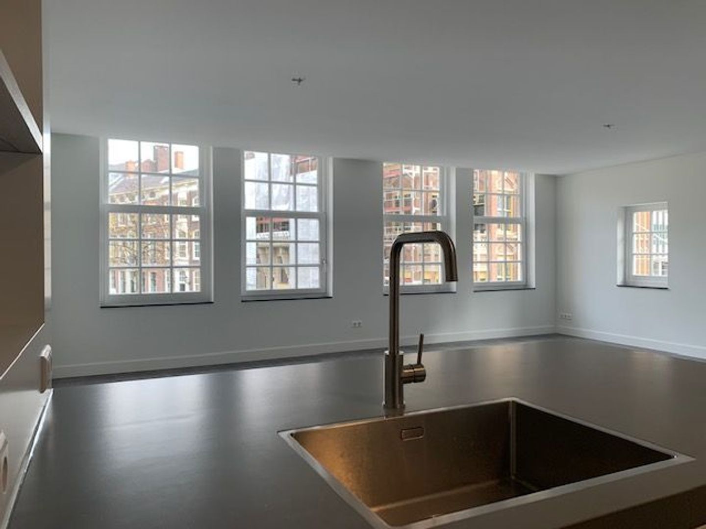 Westeinde 3, Den Haag foto-0 blur