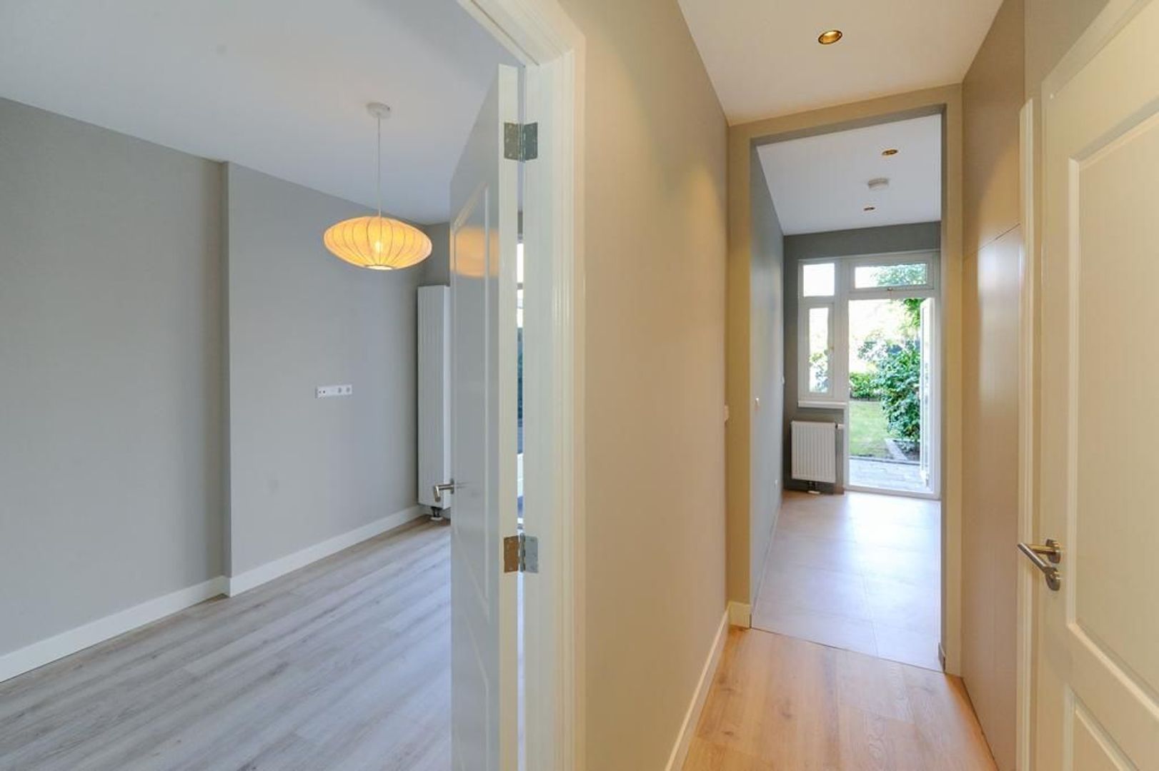 Sinjeur Semeynsweg 133, Den Haag foto-19 blur