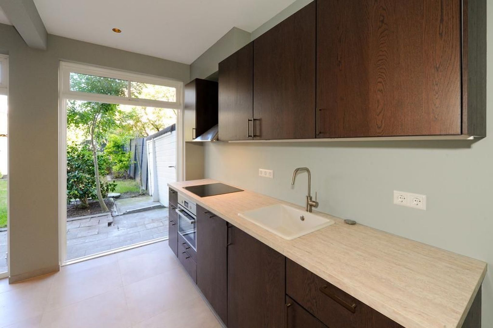 Sinjeur Semeynsweg 133, Den Haag foto-24 blur