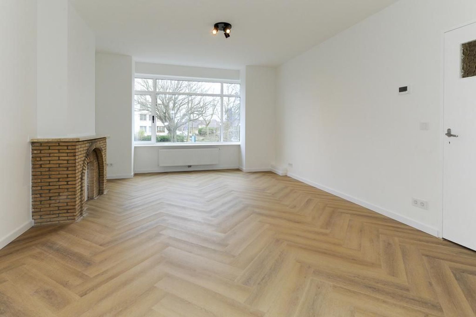 Koningin Julianaplein 15, Leidschendam foto-1 blur