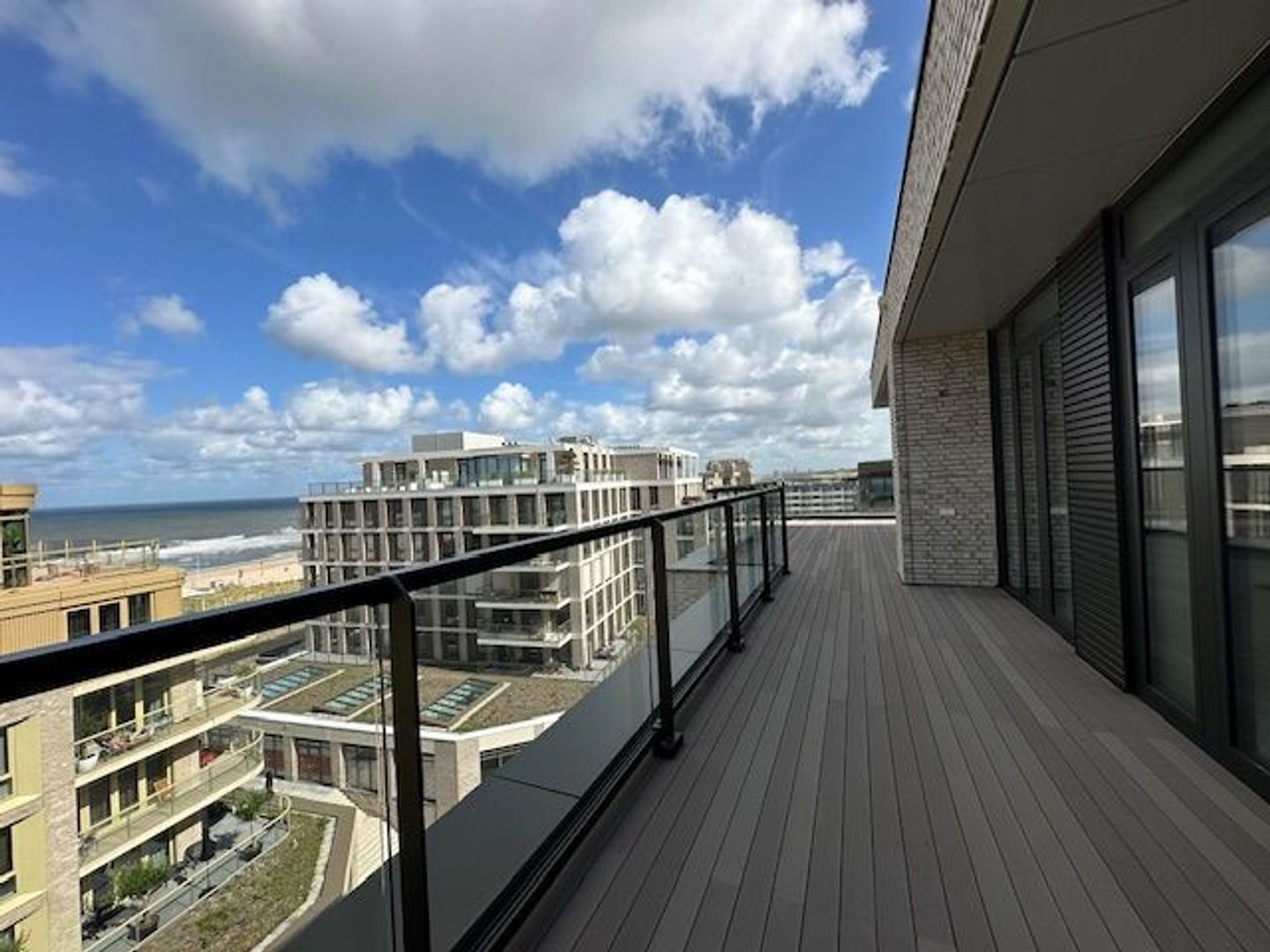 Deltaplein 350, Den Haag foto-1 blur