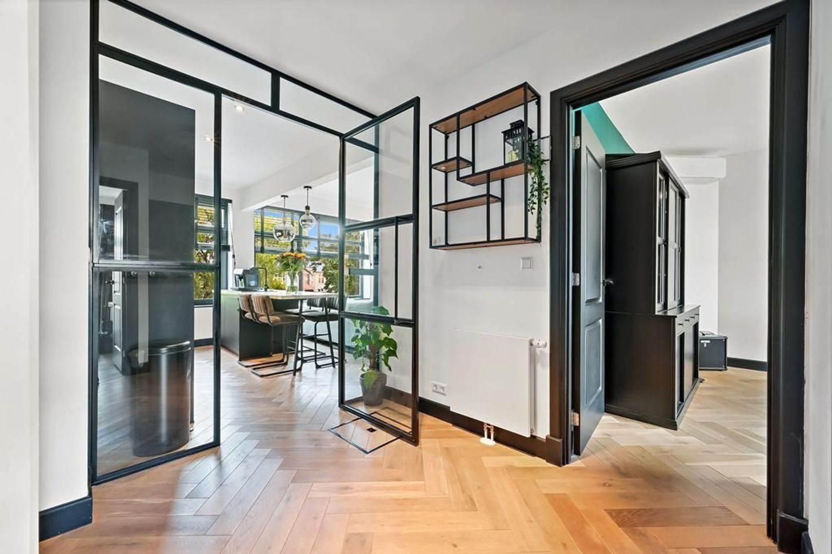 Mient 35, Den Haag foto-6 blur