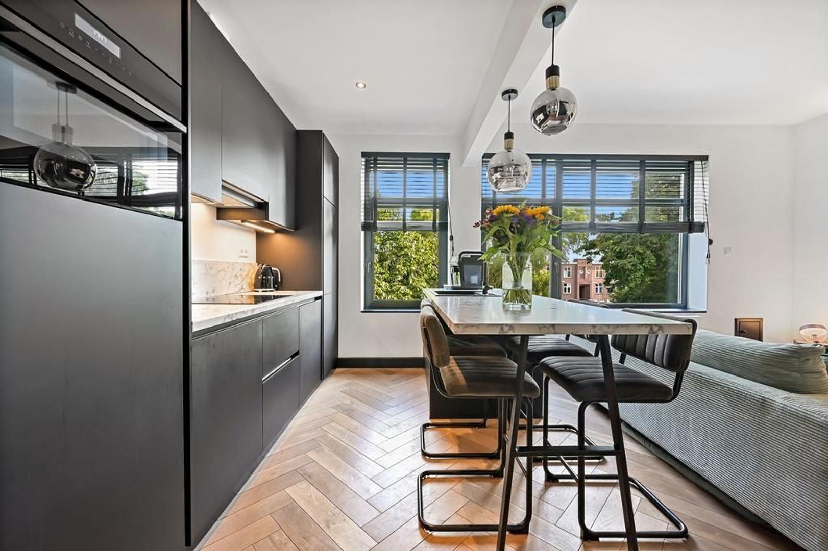 Mient 35, Den Haag foto-12 blur