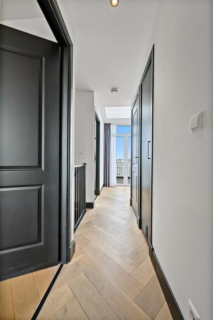 Mient 35, Den Haag foto-27 blur