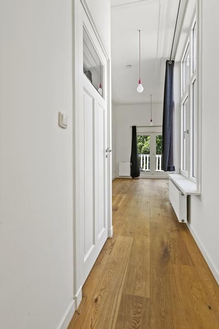 Amsterdamse Veerkade 10, Den Haag foto-38 blur