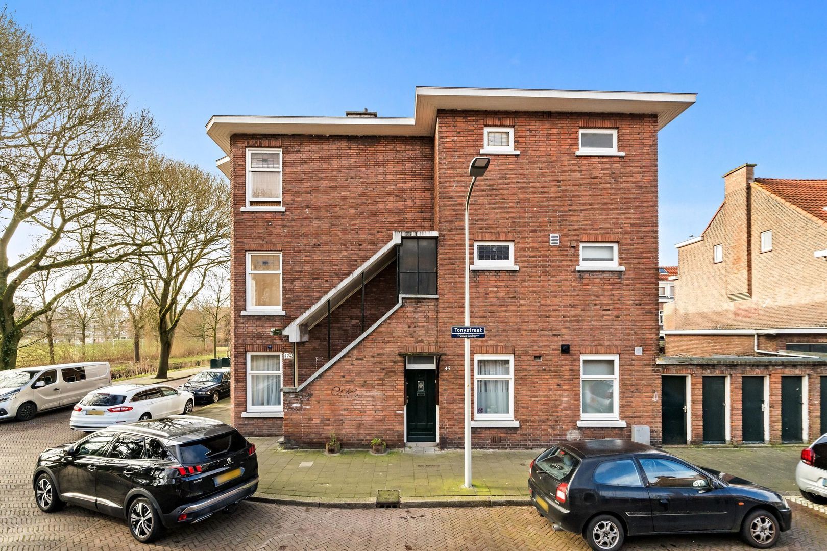 Tonystraat 49, Den Haag foto-5 blur