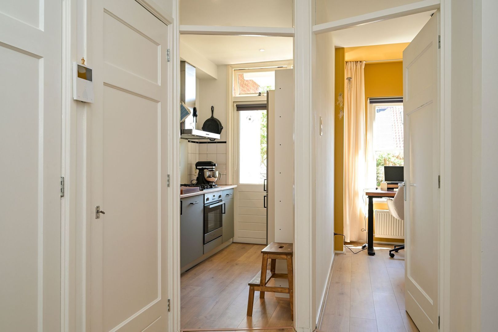 Prins Bernhardlaan 40, Voorburg foto-19 blur