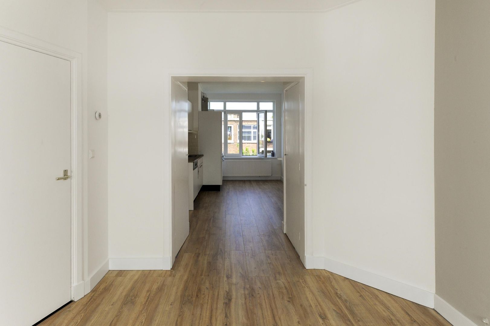 Linnaeusstraat 213, Den Haag foto-9 blur