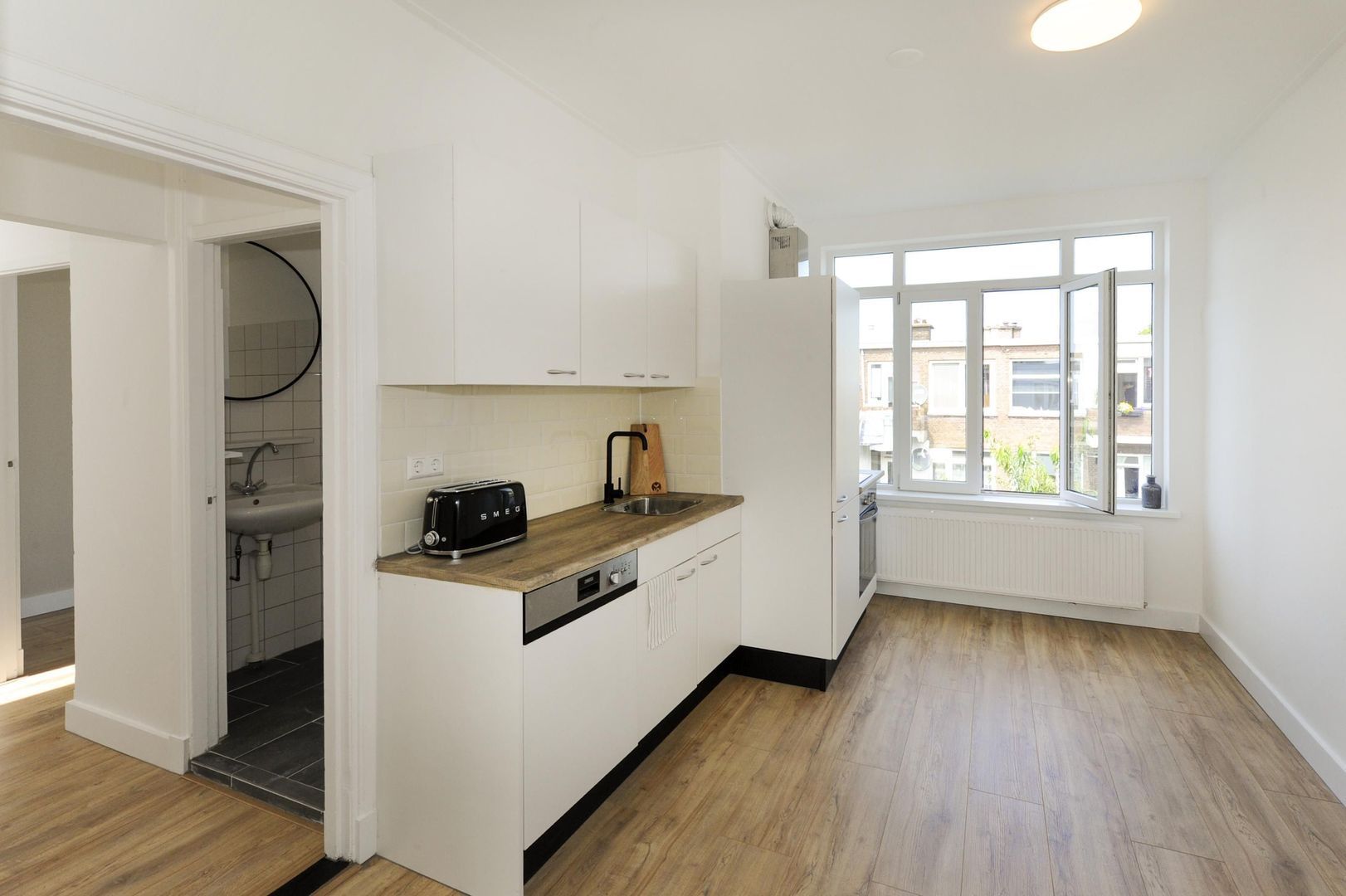 Linnaeusstraat 213, Den Haag foto-4 blur