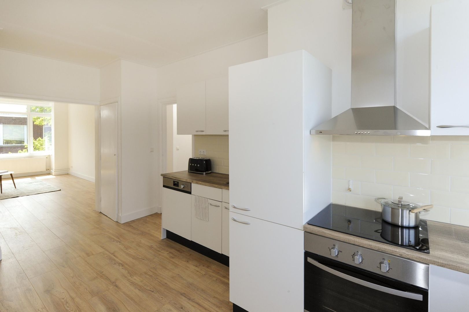 Linnaeusstraat 213, Den Haag foto-12 blur