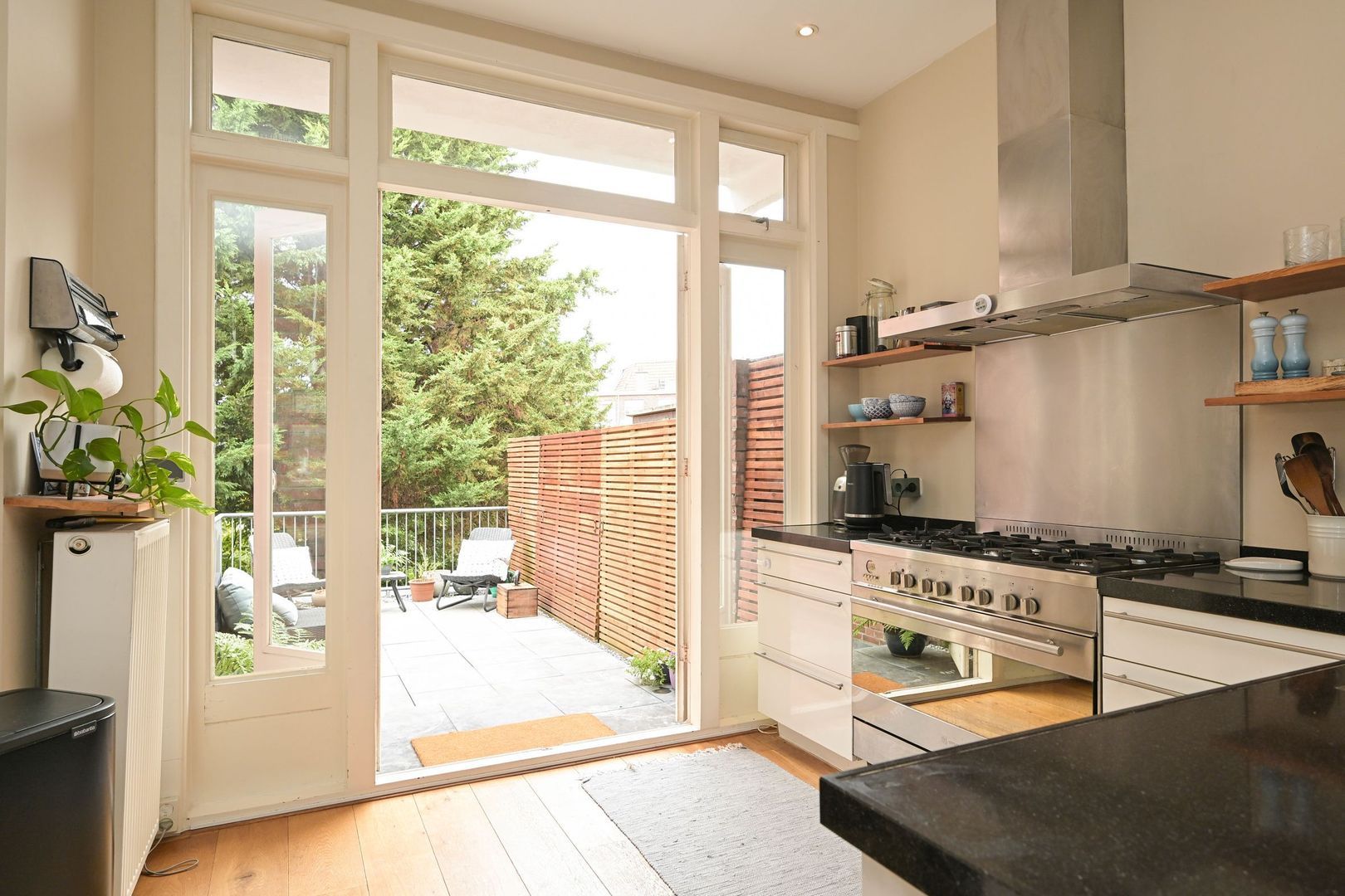 Van Hoytemastraat 87, Den Haag foto-14 blur