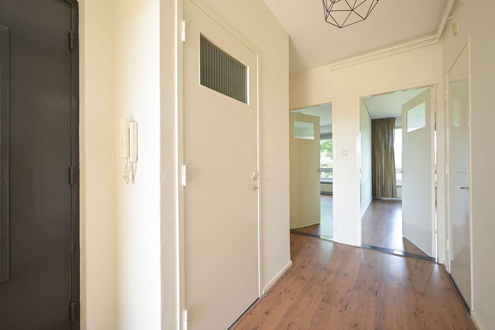 Parelmoerhorst 302, Den Haag foto-11 blur