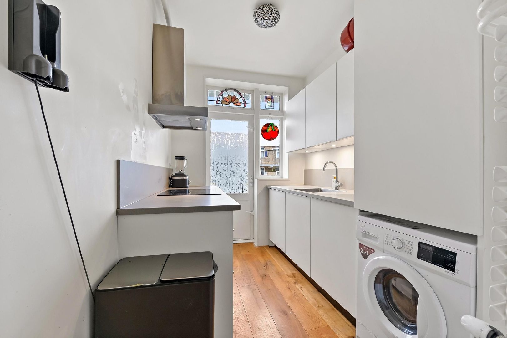 Veenendaalkade 474, Den Haag foto-13 blur