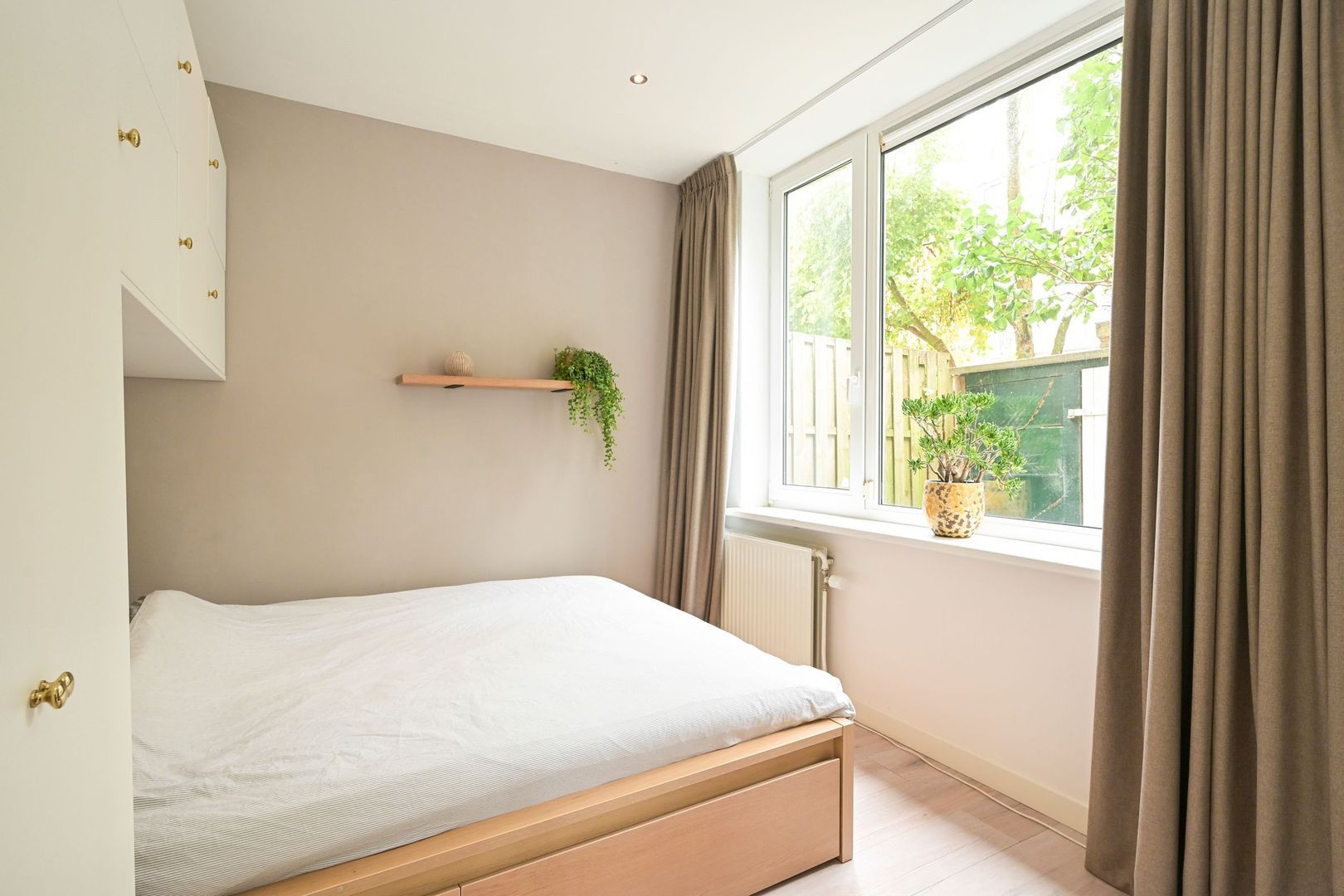 Johannes Camphuijsstraat 239, Den Haag foto-19 blur