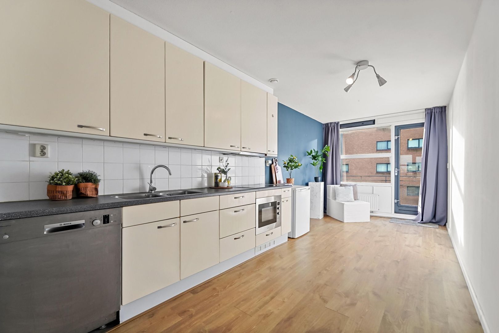 Rijswijkseweg 63, Den Haag foto-17 blur