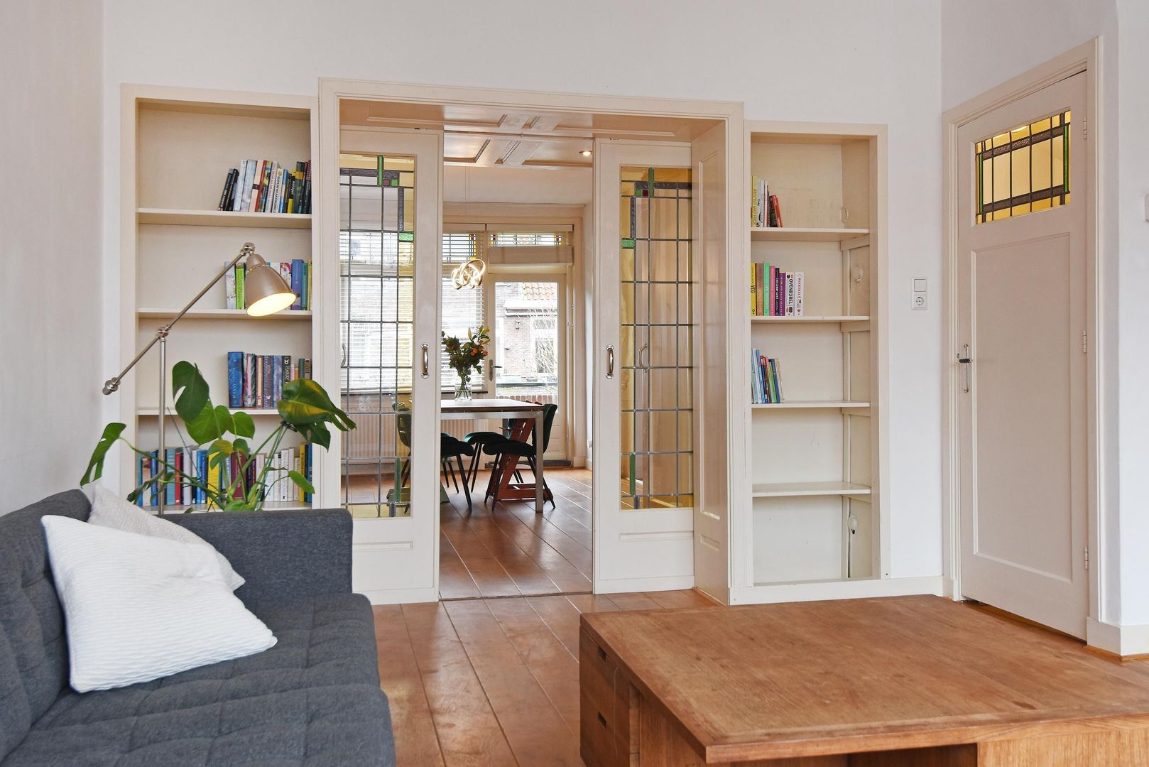 Laan van Nieuw Oosteinde 448, Voorburg foto-13 blur