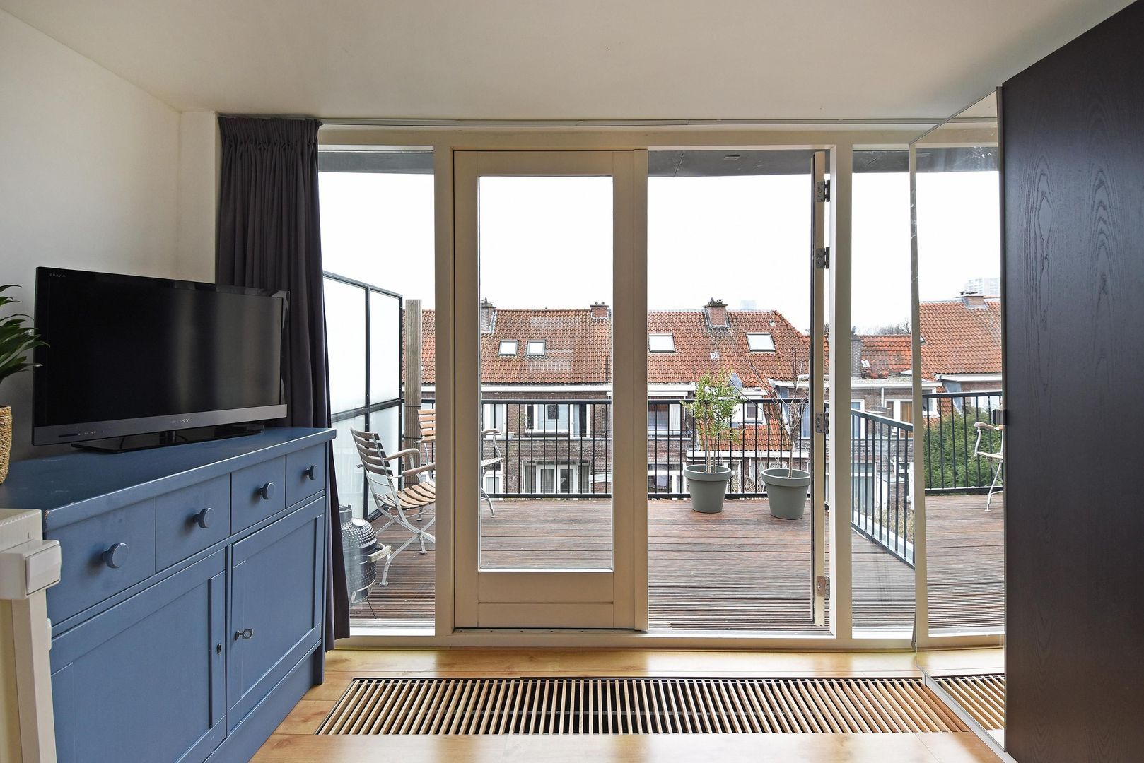 Laan van Nieuw Oosteinde 448, Voorburg foto-44 blur