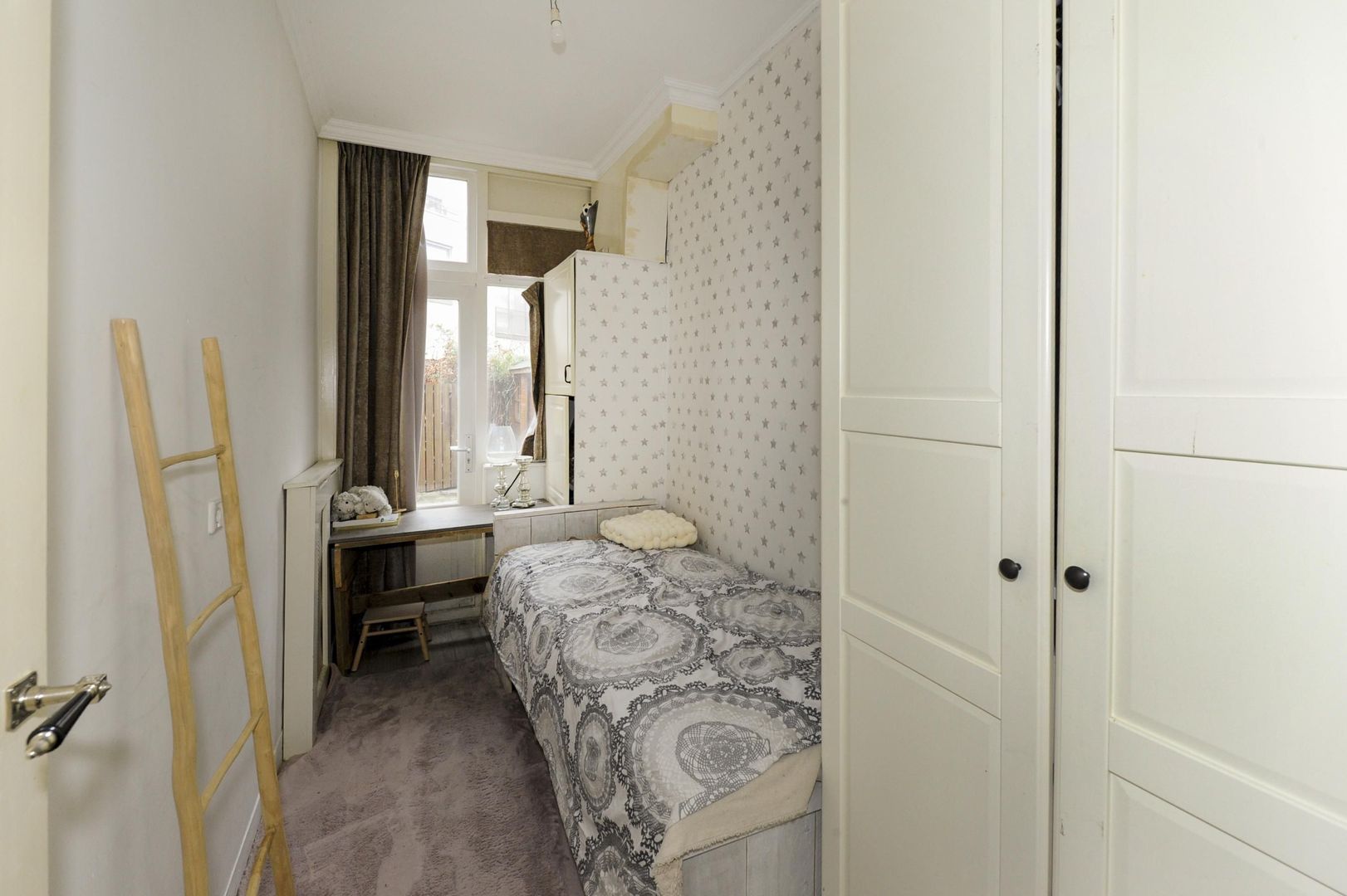 Dibbetsstraat 6, Den Haag foto-26 blur