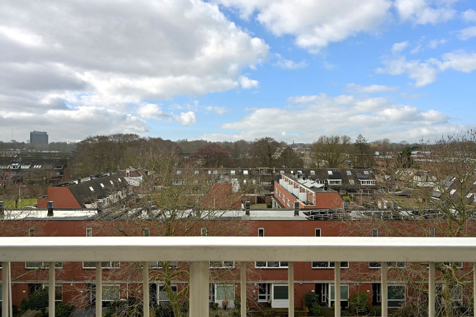 Leyweg 66, Den Haag foto-1 blur