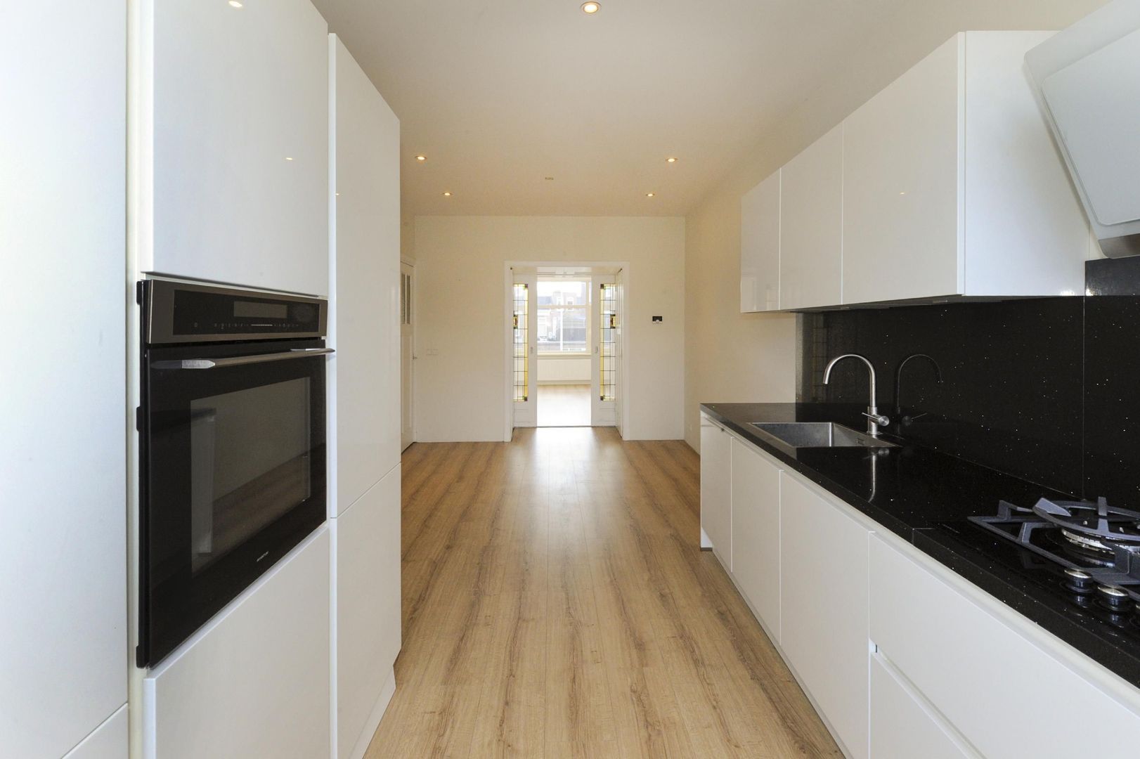 Westduinweg 54 A, Den Haag foto-2 blur