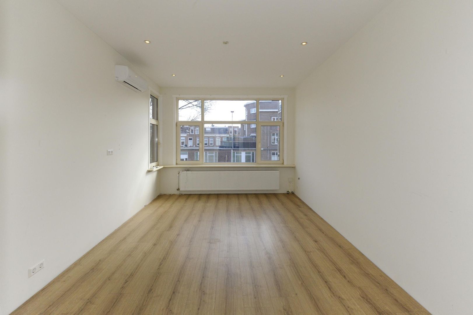 Westduinweg 54 A, Den Haag foto-9 blur