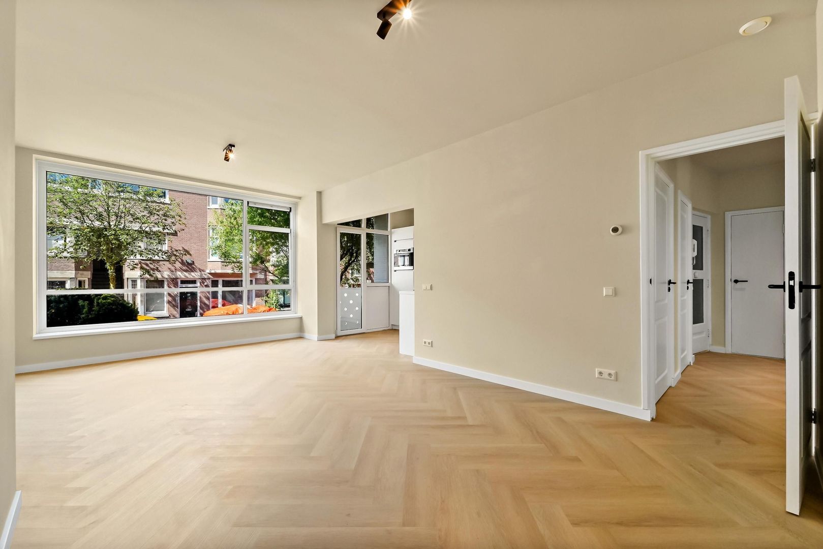 Cornelis Houtmanstraat 84, Den Haag foto-1 blur