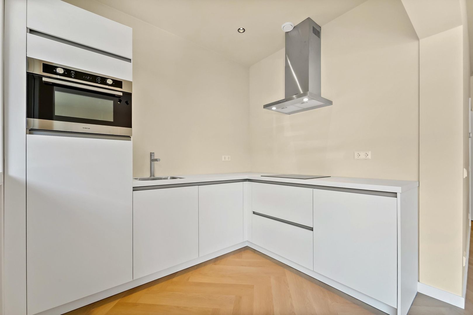 Cornelis Houtmanstraat 84, Den Haag foto-10 blur