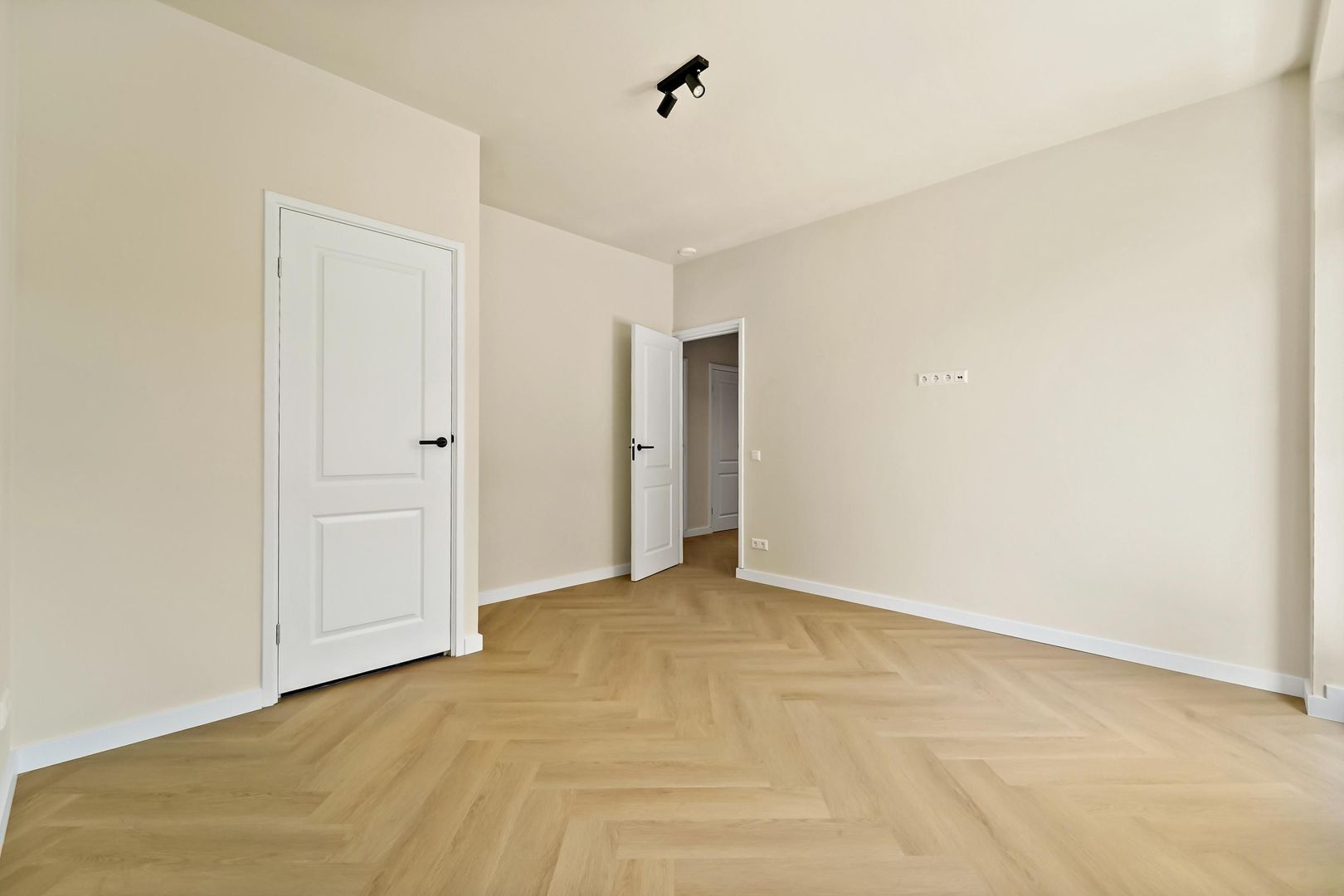 Cornelis Houtmanstraat 84, Den Haag foto-14 blur