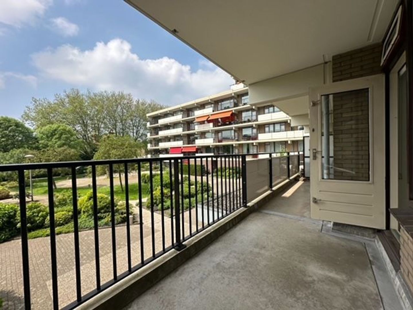Hammarskjöldlaan 301, Rijswijk foto-1 blur
