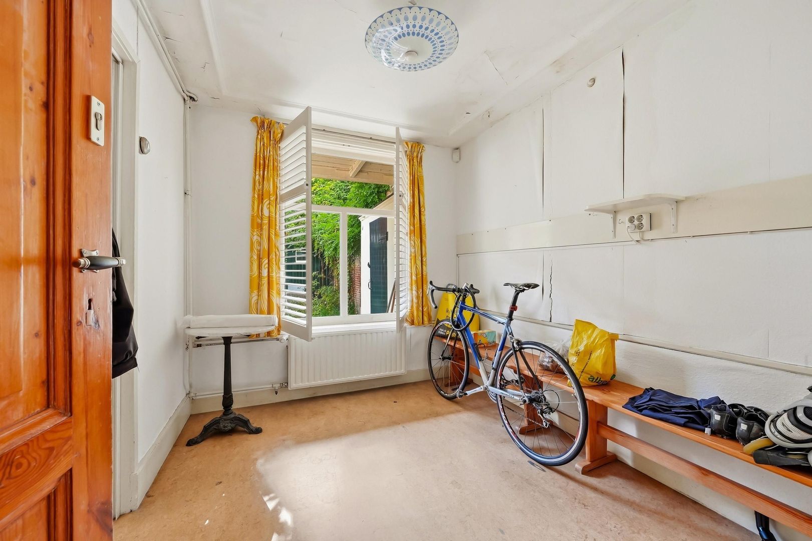 Riouwstraat 65, Den Haag foto-23 blur