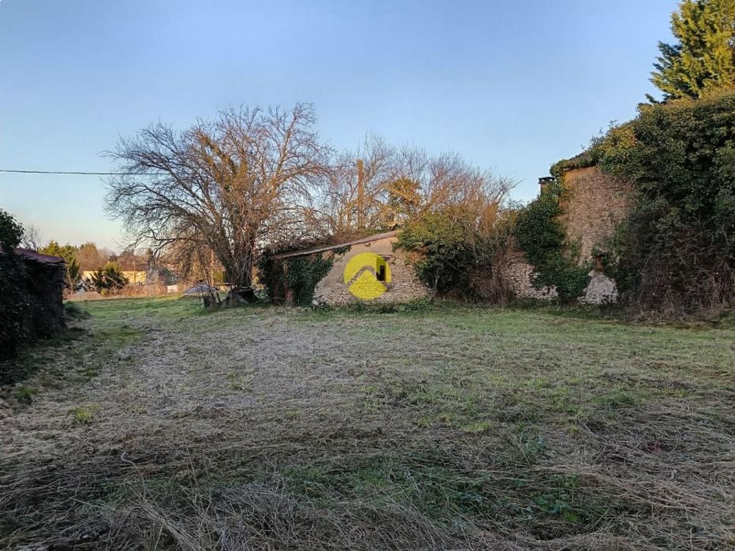 SI1557, Belvès foto-2 blur