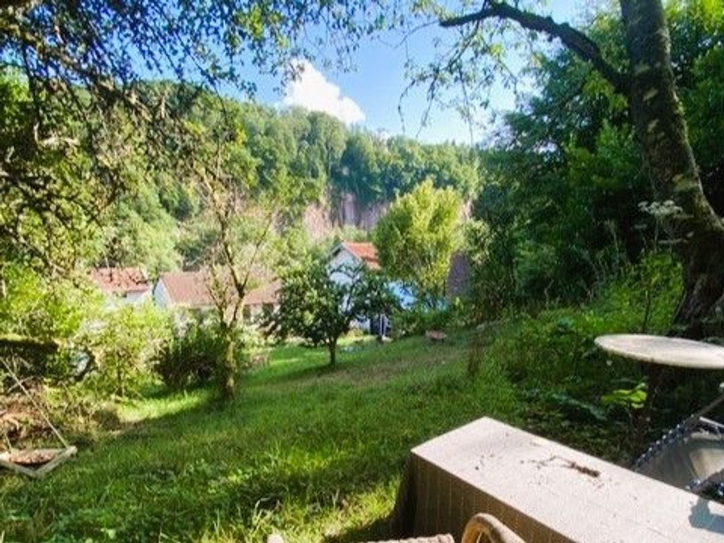 SI1566,  foto-1 blur