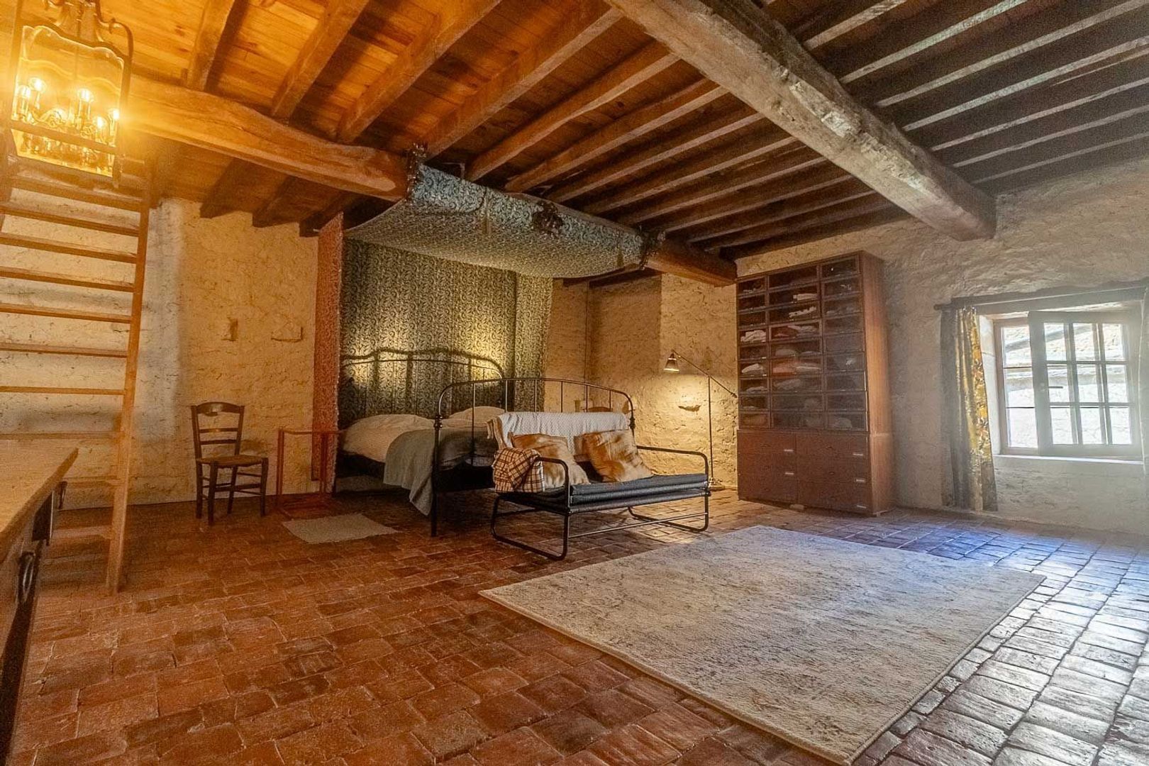 SI1533, Chevannes-Changy foto-3 blur