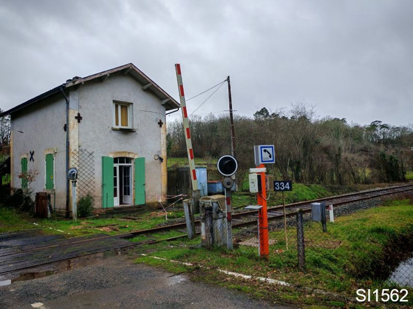 SI1562, Villefranche-du-Périgord foto-0 blur