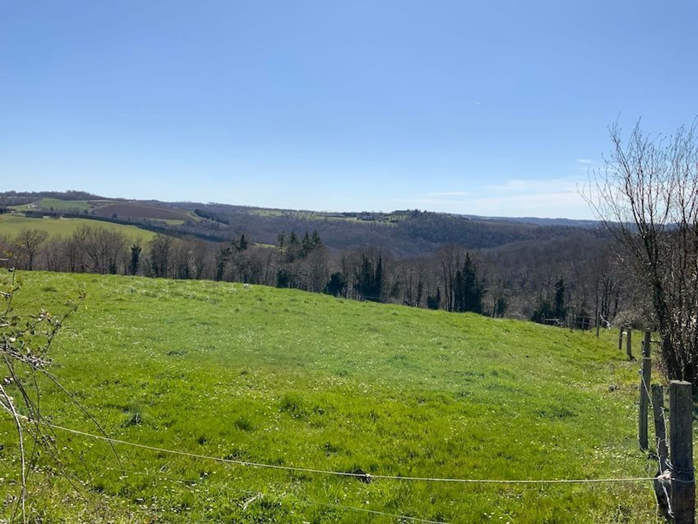 SI1492, Saint-Médard-d'Excideuil foto-4 blur