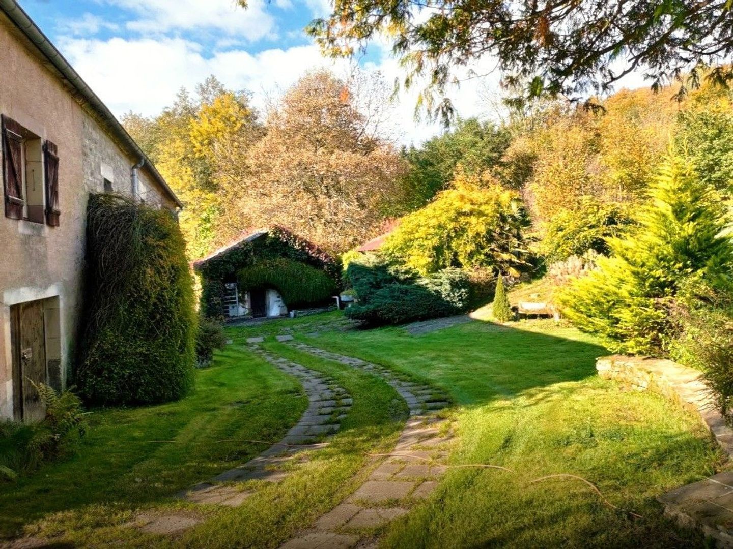 SI1567, La Lanterne-et-les-Armonts foto-2 blur