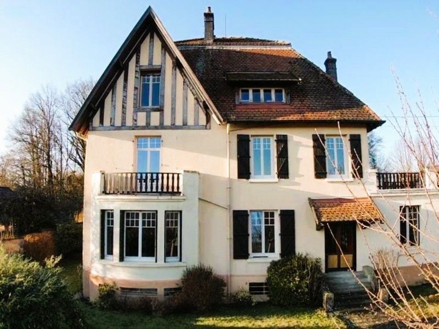 SI1590, Fougerolles-Saint-Valbert foto-0 blur